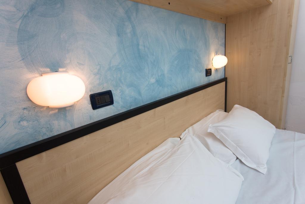 Hotel New Castle チェゼナーティコ エクステリア 写真